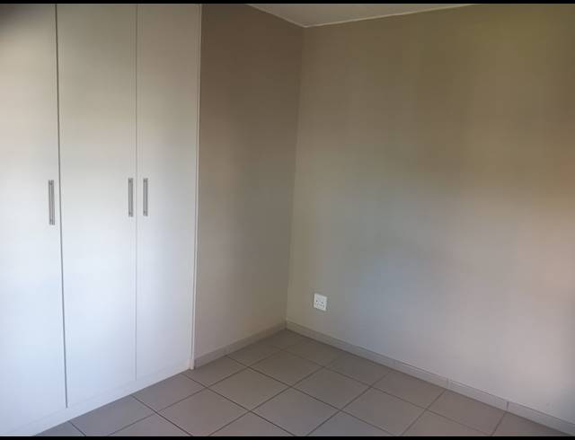 2 BEDROOM SECTIONAL TITLE FOR SALE IN RAVENSWOOD